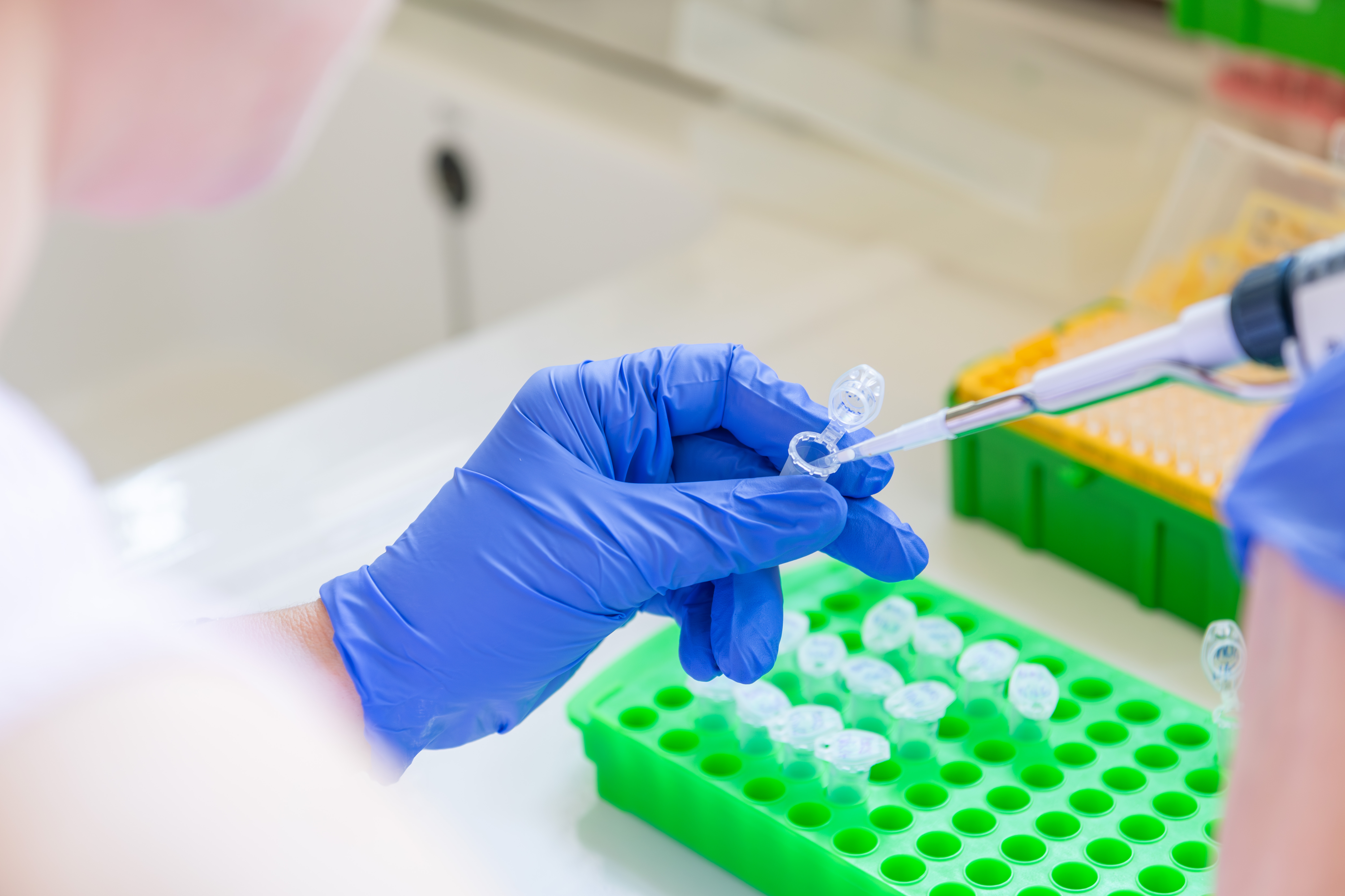 Benchtop testing in a lab setting